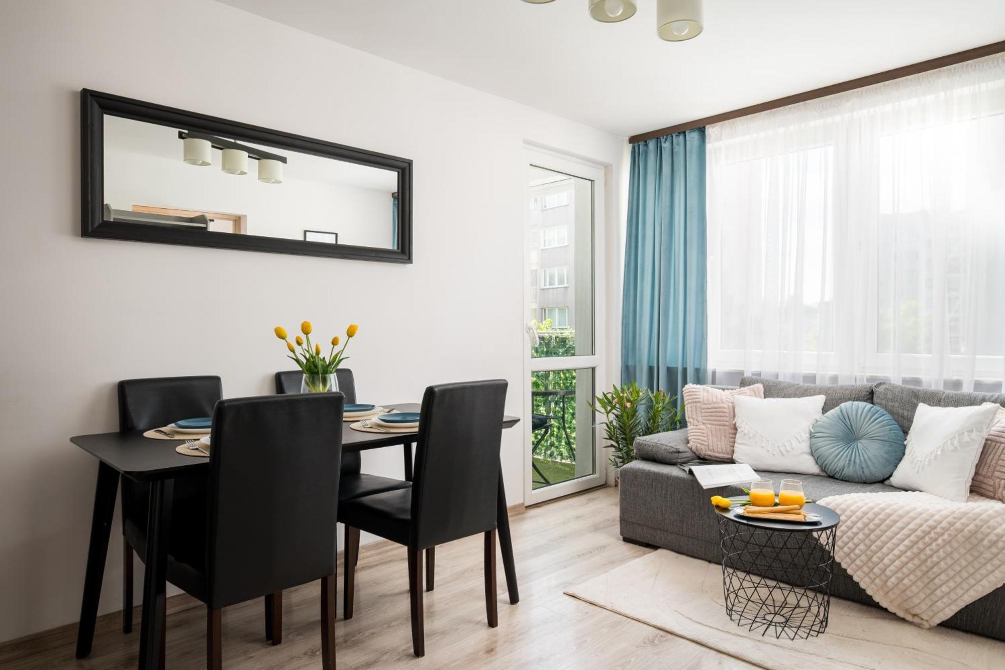 Riverside Retreat By Vistula 2br & Separate Living & Balcony In The Center *