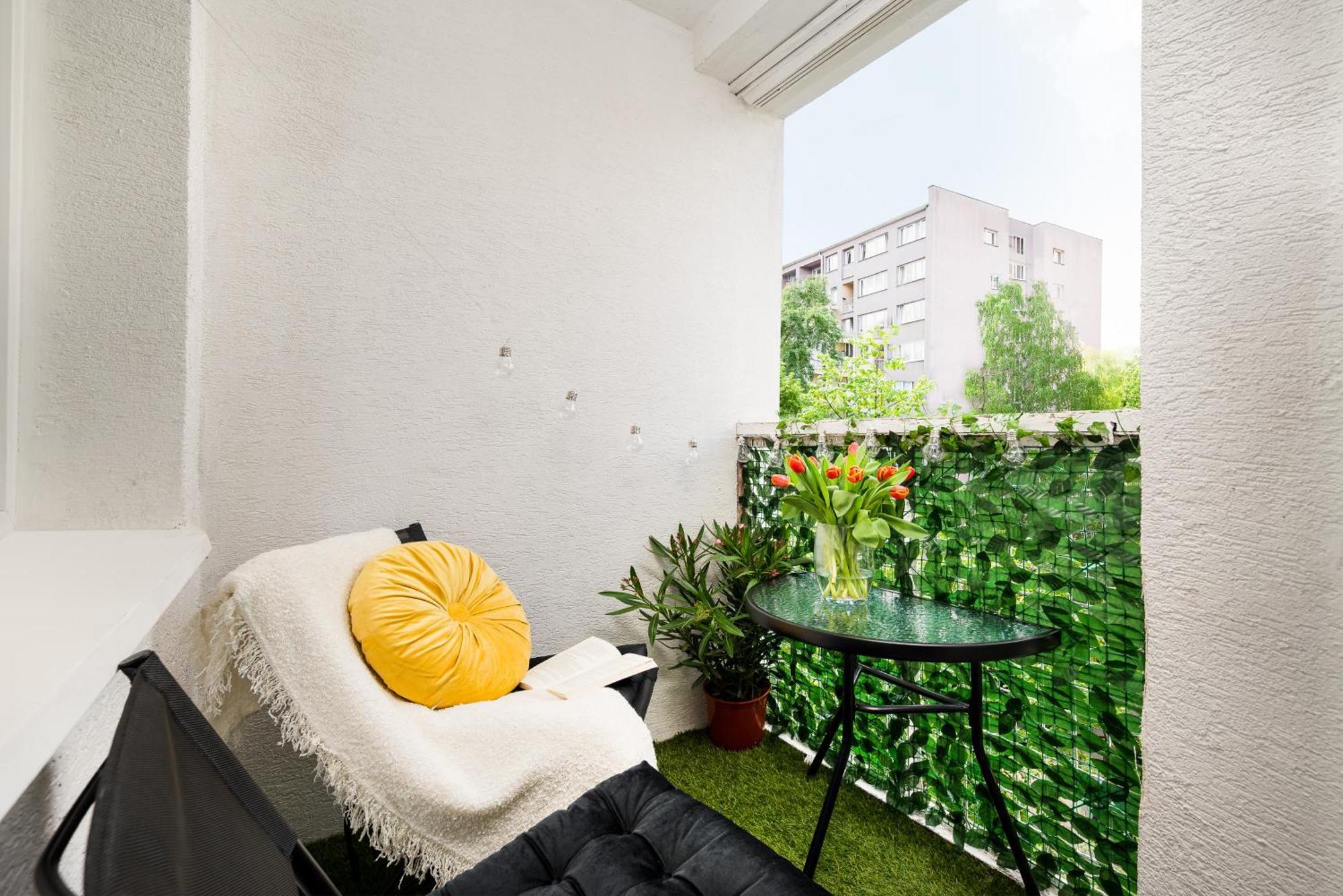 Riverside Retreat By Vistula 2br & Separate Living & Balcony In The Center